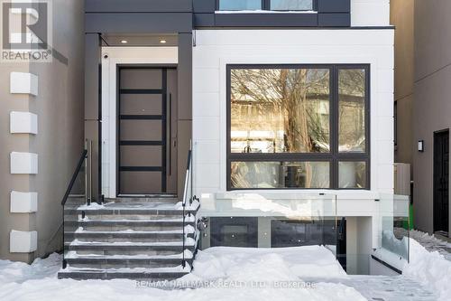 15 Cruikshank Avenue, Toronto, ON - 