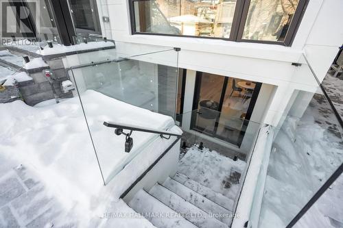 15 Cruikshank Avenue, Toronto, ON - 