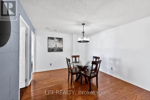 Ph06 - 51 Baffin Court, Richmond Hill, ON - Indoor Photo Showing Dining Room