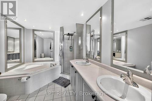 Ph06 - 51 Baffin Court, Richmond Hill, ON - Indoor Photo Showing Bathroom