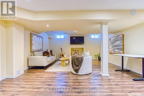 52 Biggs Avenue, Hamilton, ON - Indoor