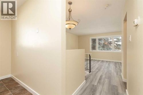 3, 2402 23 Street N, Lethbridge, AB - Indoor Photo Showing Other Room