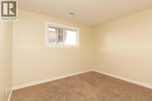 3, 2402 23 Street N, Lethbridge, AB - Indoor Photo Showing Other Room