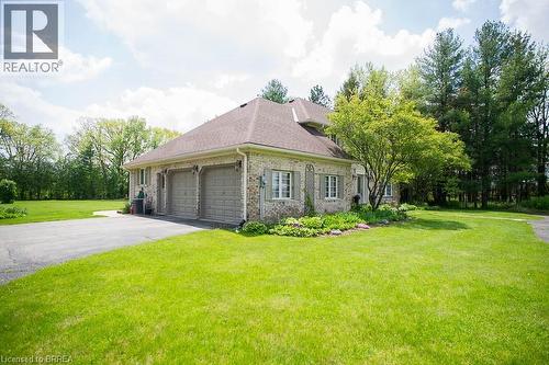 92 Highland Drive, Brantford, ON - Outdoor