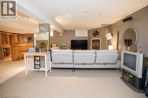 92 Highland Drive, Brantford, ON - Indoor