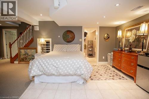 92 Highland Drive, Brantford, ON - Indoor Photo Showing Bedroom