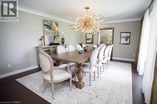 92 Highland Drive, Brantford, ON - Indoor Photo Showing Dining Room