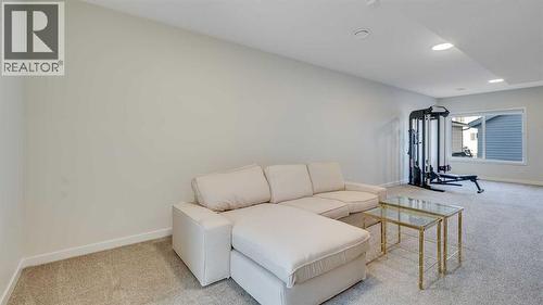 18 Amblehurst Path Nw, Calgary, AB - Indoor