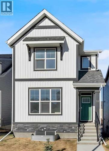 18 Amblehurst Path Nw, Calgary, AB - Outdoor
