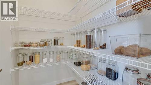 18 Amblehurst Path Nw, Calgary, AB - Indoor