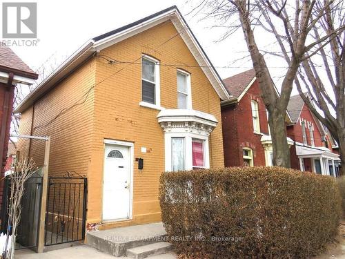 29 OXFORD STREET  Hamilton, ON L8R 2W9