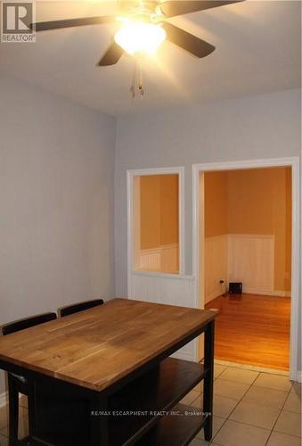 29 Oxford Street, Hamilton, ON - Indoor Photo Showing Other Room