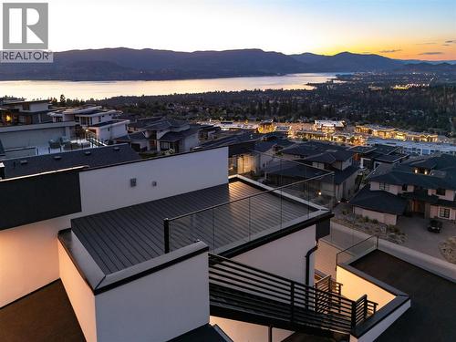 1016 Emslie Street, Kelowna, BC - Outdoor With View