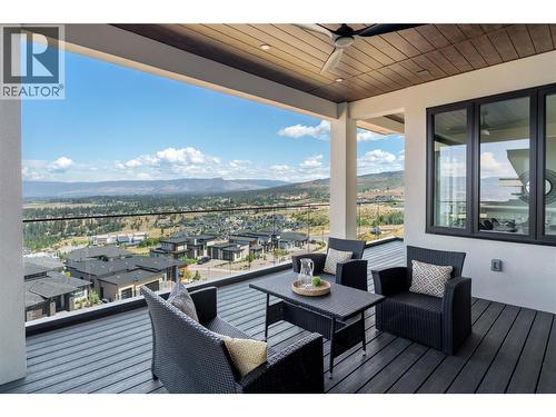 1016 Emslie Street, Kelowna, BC - Outdoor With Deck Patio Veranda With Exterior