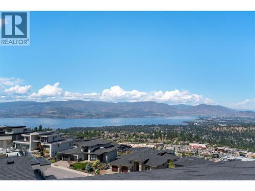 1016 Emslie Street, Kelowna, BC - Outdoor With Body Of Water With View