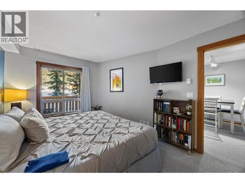 3190 Creekside Way Unit# 208, Sun Peaks, BC - Indoor Photo Showing Bedroom