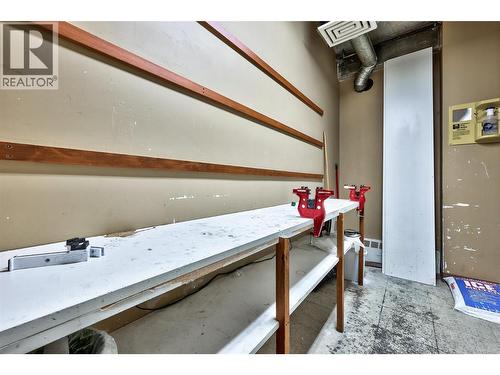 3190 Creekside Way Unit# 208, Sun Peaks, BC - Indoor Photo Showing Other Room