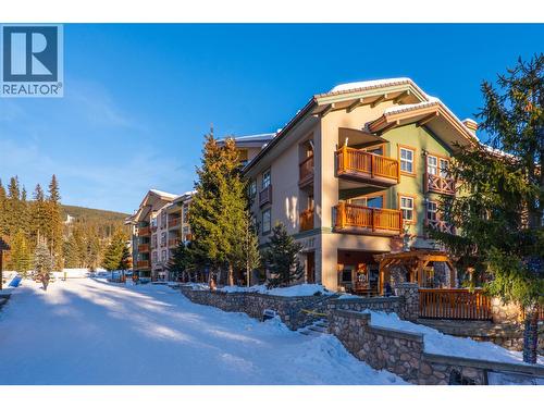 3190 Creekside Way Unit# 208, Sun Peaks, BC - Outdoor