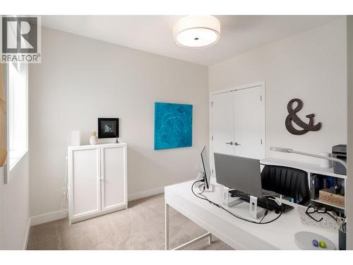 3719 Woodsdale Road Unit# 17, Lake Country, BC - Indoor Photo Showing Office