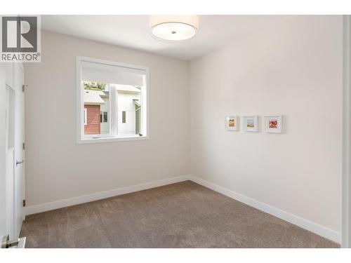 3719 Woodsdale Road Unit# 17, Lake Country, BC - Indoor Photo Showing Other Room