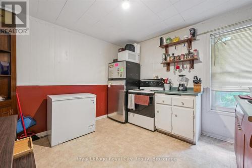 Unit 2 - 148 Suffolk Street W, Guelph (Downtown), ON - Indoor Photo Showing Kitchen