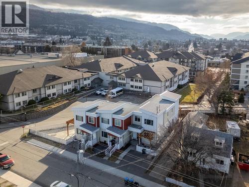102 Cossar Avenue Unit# 103, Penticton, BC - Outdoor