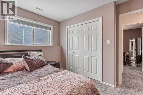 95048 River Ridge Road, Rural Lethbridge County, AB - Indoor Photo Showing Bedroom
