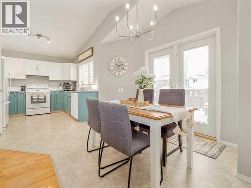 109 Peigan Court W, Lethbridge, AB - Indoor Photo Showing Other Room