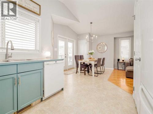 109 Peigan Court W, Lethbridge, AB - Indoor