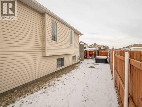 109 Peigan Court W, Lethbridge, AB - Outdoor With Exterior