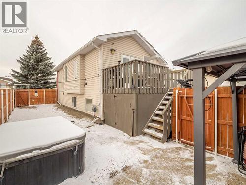 109 Peigan Court W, Lethbridge, AB - Outdoor With Exterior