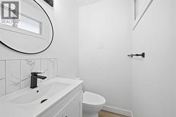 Ensuite washroom in primary bedroom - 