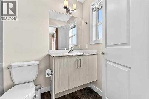 403 Sage Hill Grove Nw, Calgary, AB - Indoor Photo Showing Bathroom