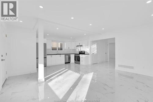 1510 Langlois, Windsor, ON - Indoor