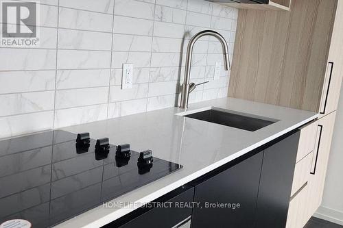 3202 - 55 Mercer Street, Toronto, ON - Indoor Photo Showing Kitchen