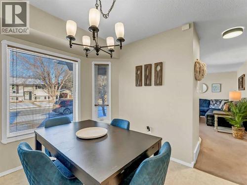 23 Ross Haven Avenue Se, Medicine Hat, AB - Indoor Photo Showing Dining Room