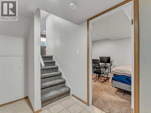 23 Ross Haven Avenue Se, Medicine Hat, AB - Indoor Photo Showing Other Room