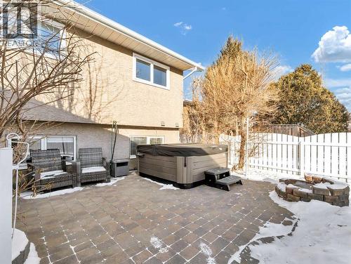 23 Ross Haven Avenue Se, Medicine Hat, AB - Outdoor