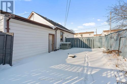 700 Wallace Street, Chatham-Kent, ON - Outdoor