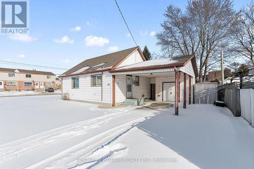 700 Wallace Street, Chatham-Kent, ON - Outdoor