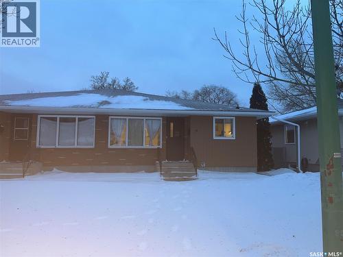 9 Mcmurchy Avenue, Regina, SK - Outdoor