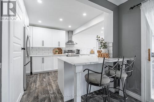 111 King Street E, Haldimand, ON - Indoor Photo Showing Kitchen With Upgraded Kitchen