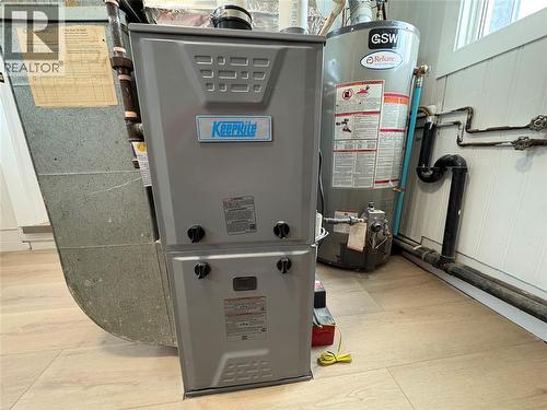 107 Walnut Avenue North, Sarnia, ON - Indoor Photo Showing Basement