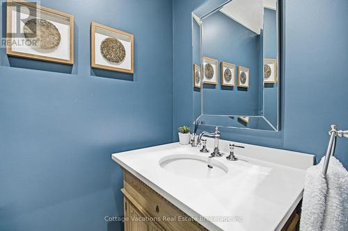 46 Bernard Avenue, Toronto (Annex), ON - Indoor Photo Showing Bathroom