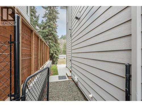 2745 Hewl Road, West Kelowna, BC - Outdoor With Exterior