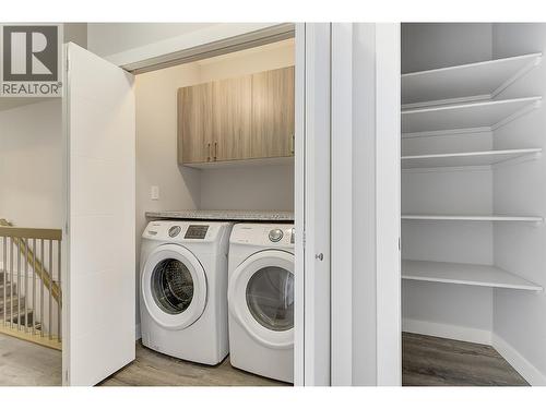 2745 Hewl Road, West Kelowna, BC - Indoor Photo Showing Laundry Room