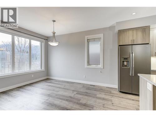 2745 Hewl Road, West Kelowna, BC - Indoor Photo Showing Kitchen With Stainless Steel Kitchen