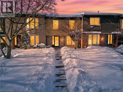 3049 GLENCREST Road Unit# 31  Burlington, ON L7N 3K1