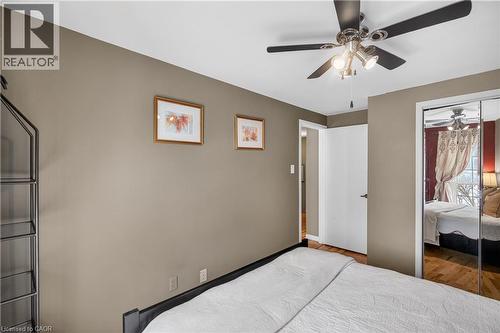 3049 Glencrest Road Unit# 31, Burlington, ON - Indoor Photo Showing Bedroom