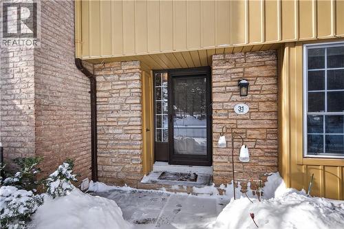 3049 Glencrest Road Unit# 31, Burlington, ON - Outdoor
